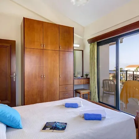 Βίλα Hermes By *