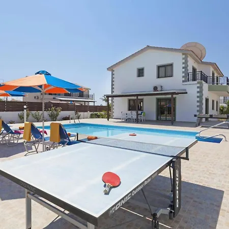 Villa Hermes By